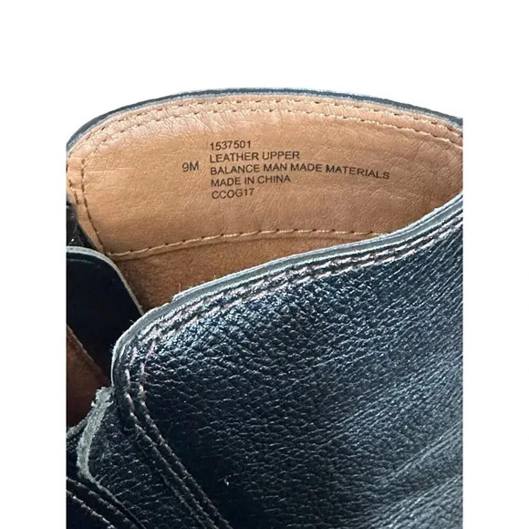 Sofft Women's Wera Boot Black Leather Block Elegant Comfy Heel Bootie Size 9 - Picture 2 of 8